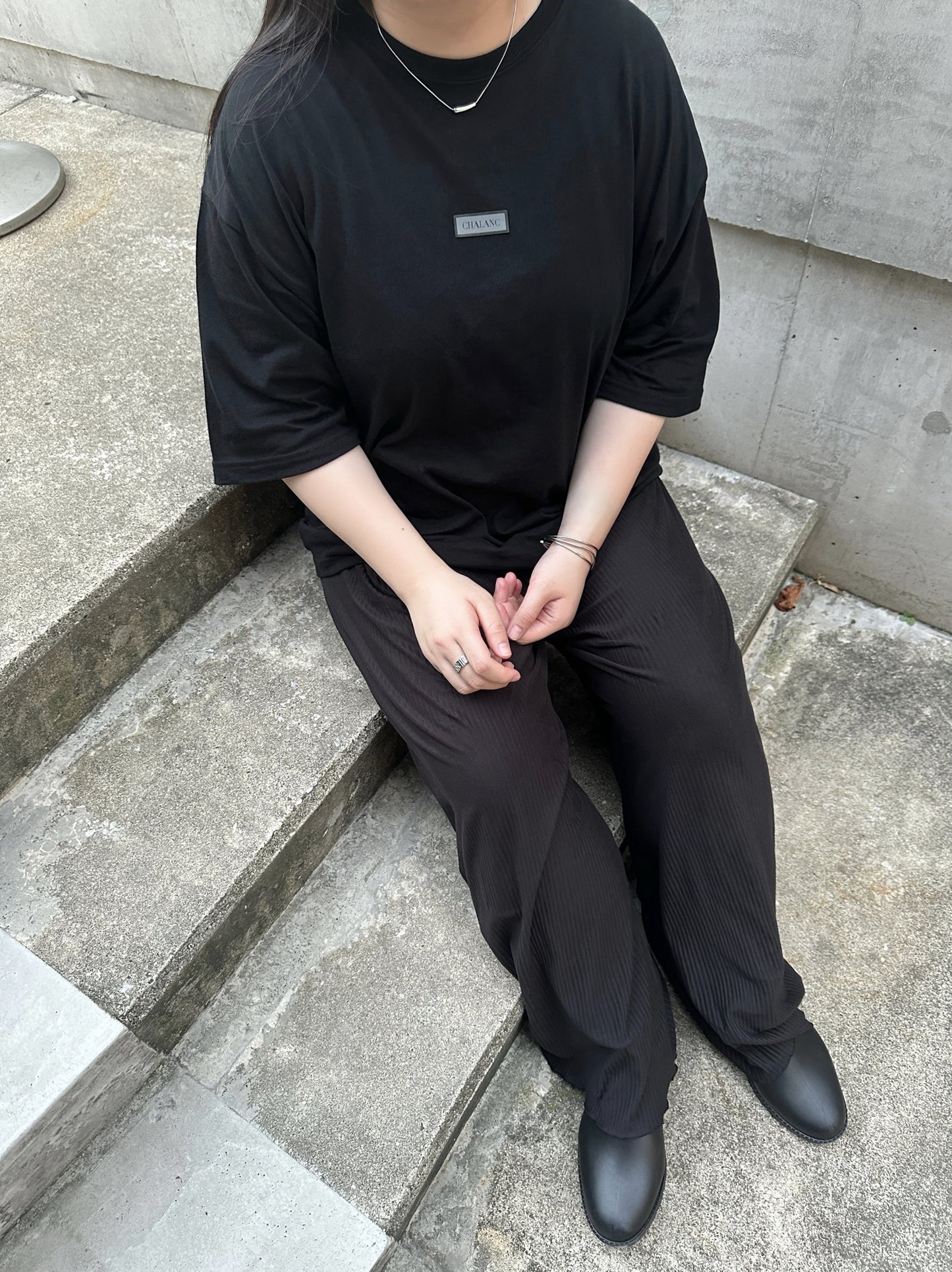 LOGO LOOSE TEE / BLACK