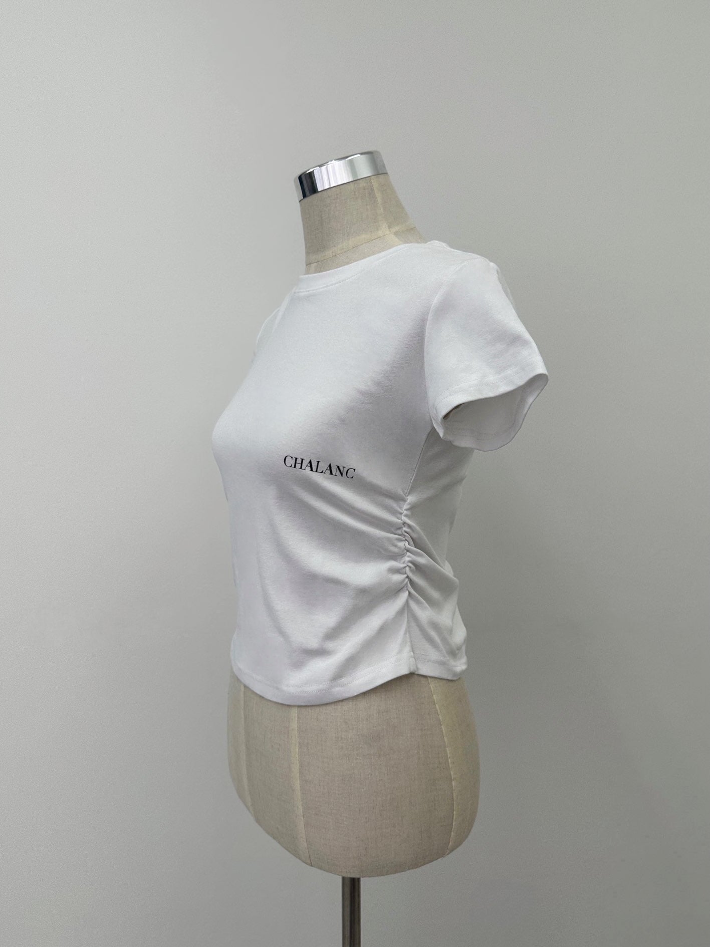 SIDE SHIRRING TOPS / WHITE