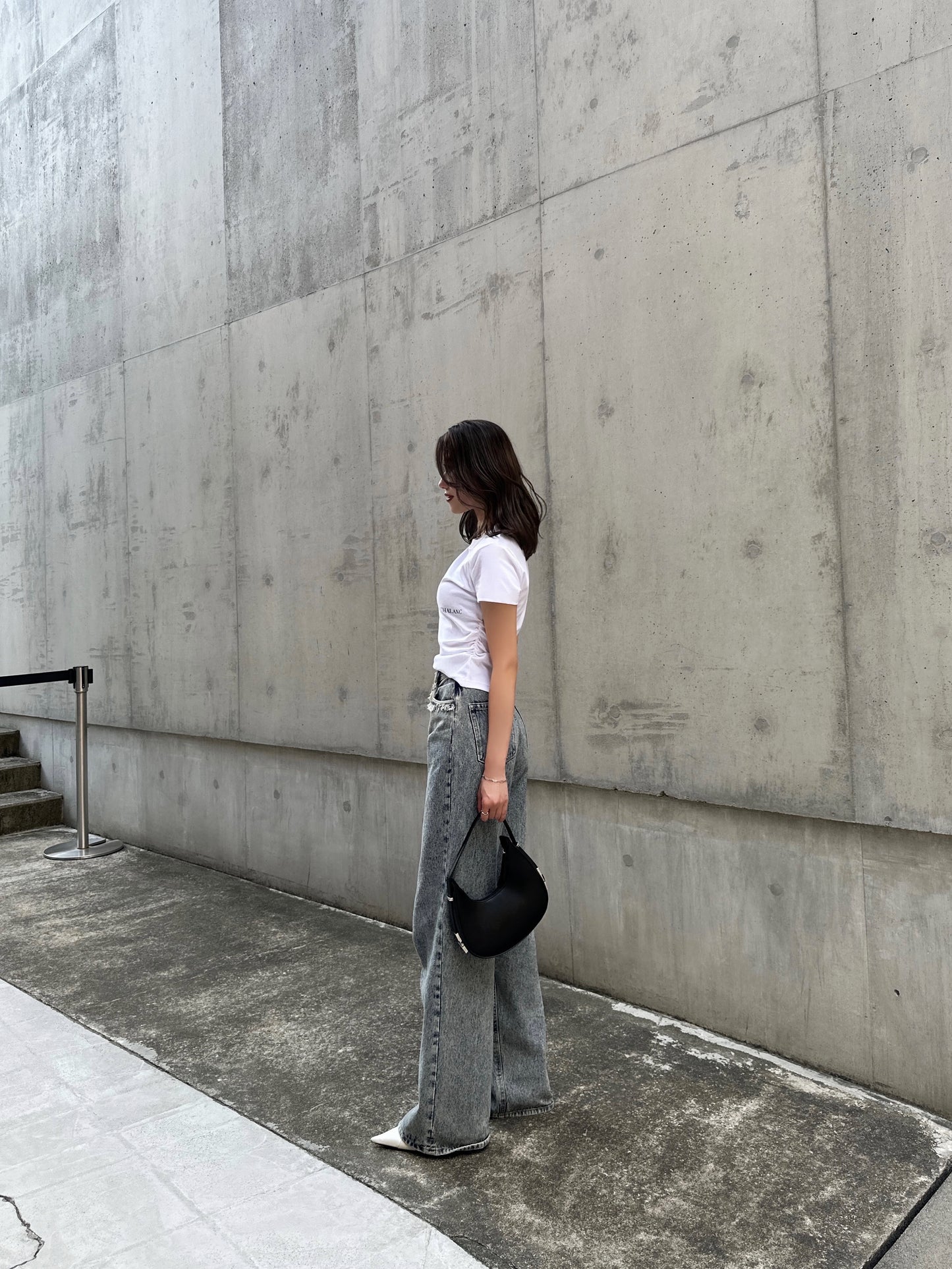 SIDE SHIRRING TOPS / WHITE