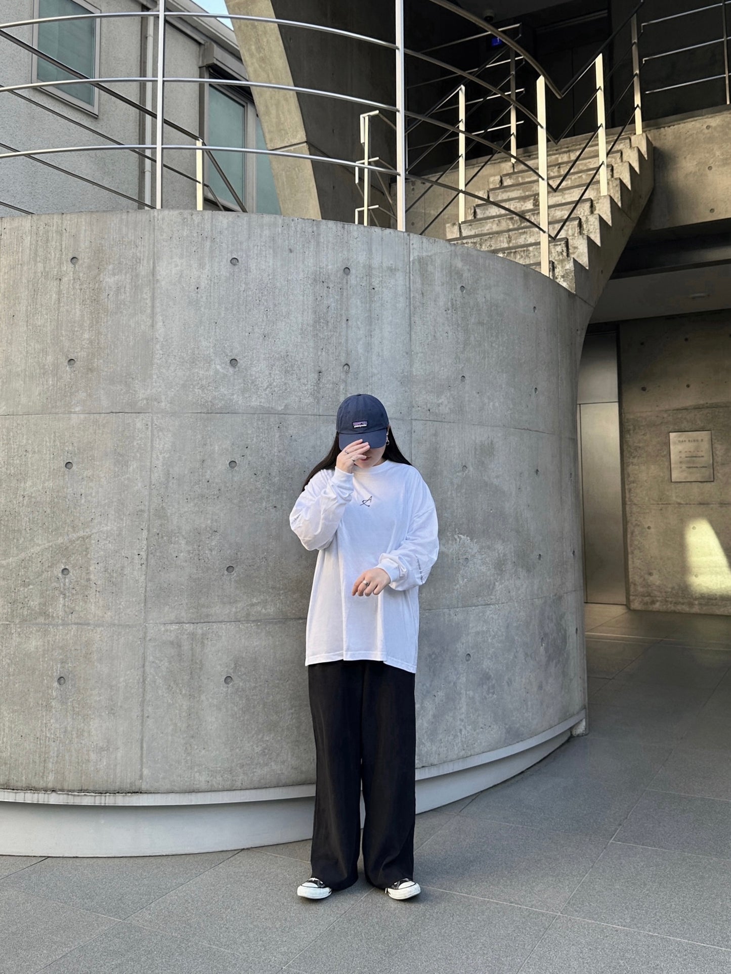 LONG SLEEVE TEE