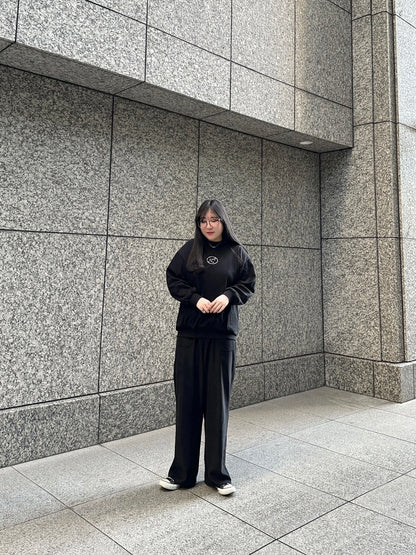 METAL LOGO LOOSE SWEAT / BLACK