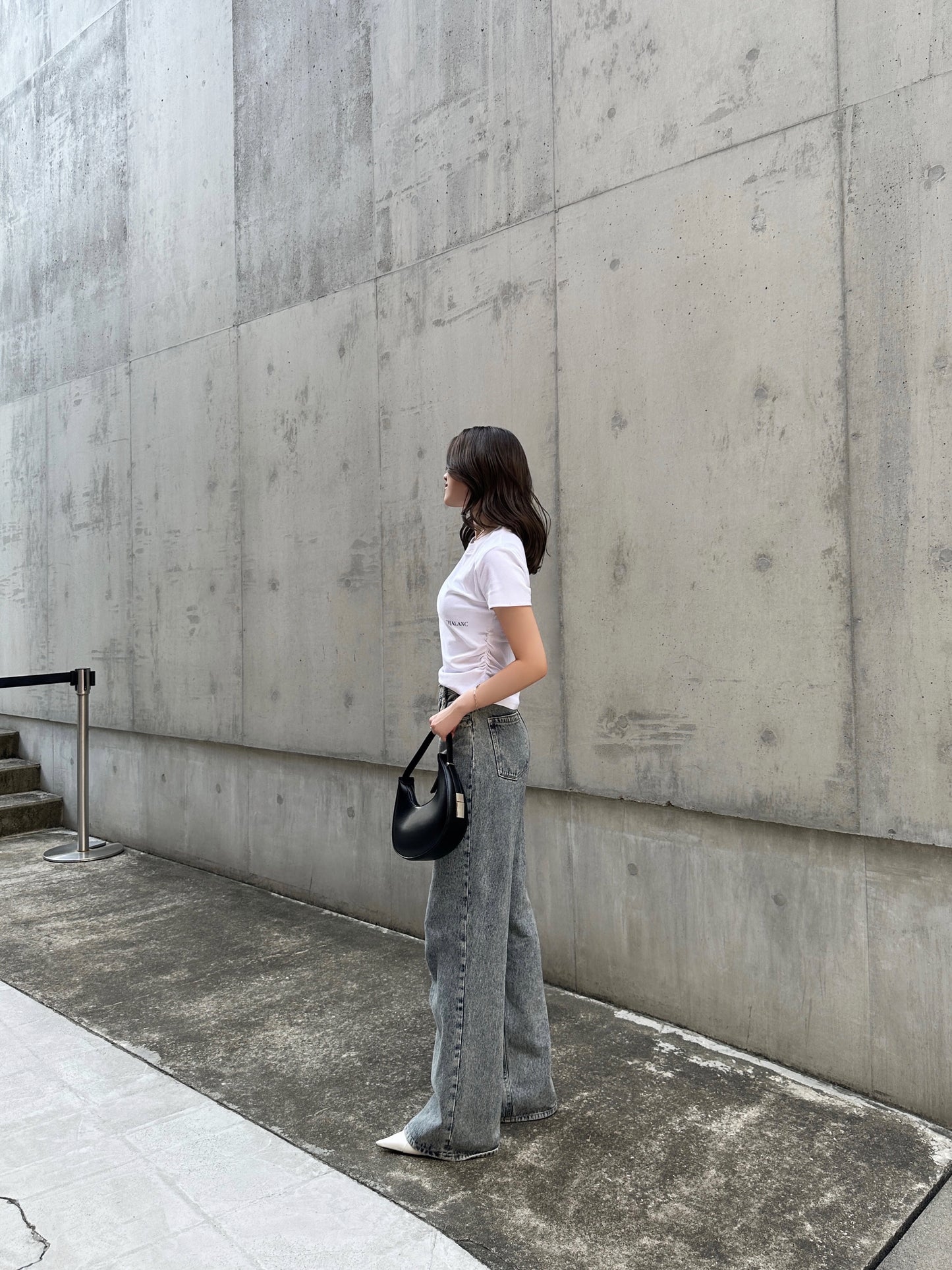 SIDE SHIRRING TOPS / WHITE