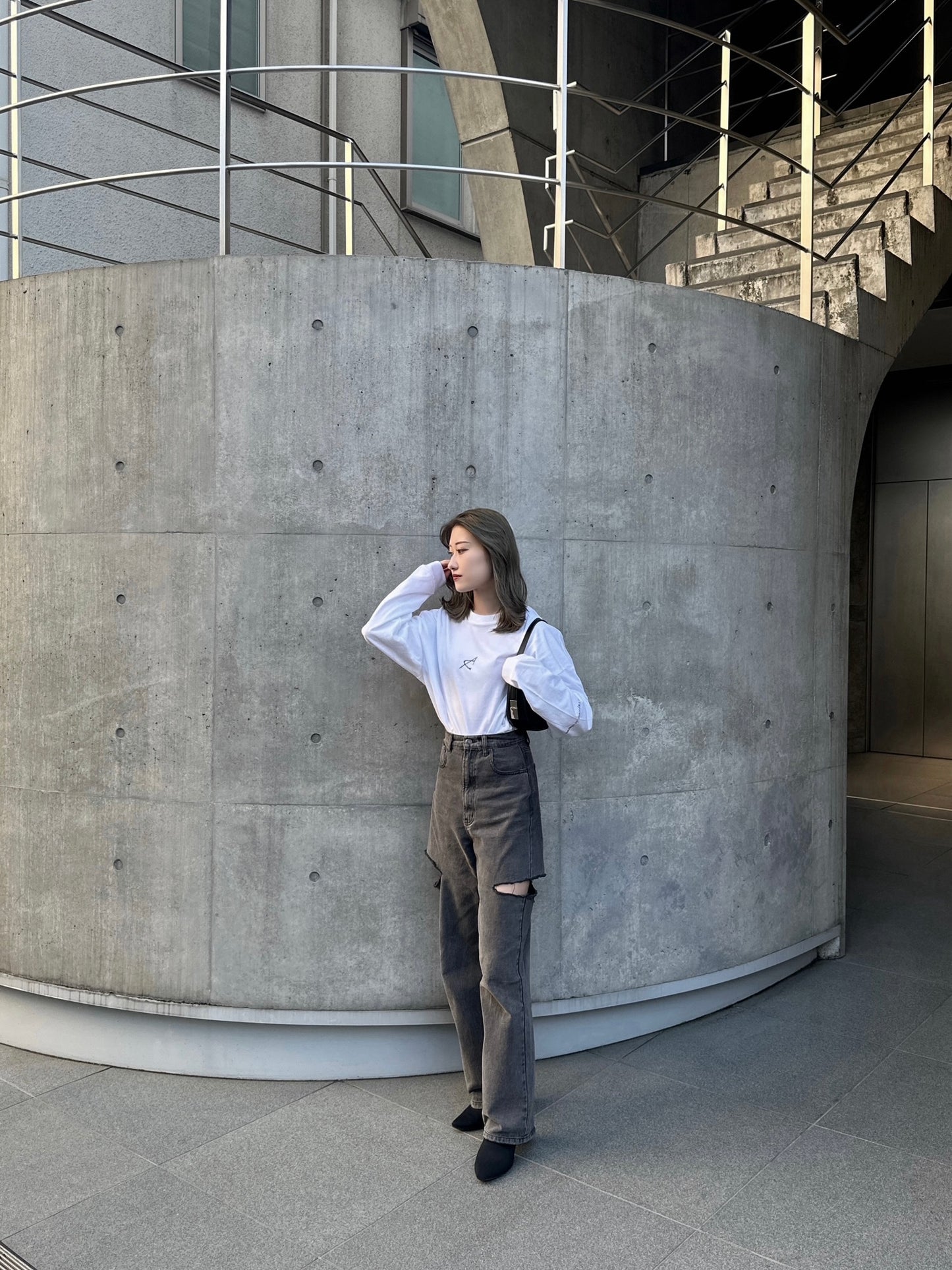 LONG SLEEVE TEE