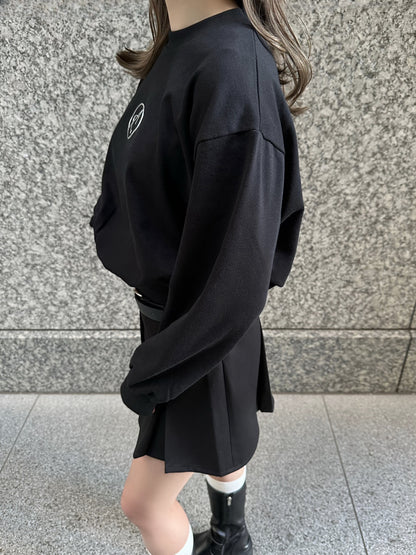 METAL LOGO LOOSE SWEAT / BLACK